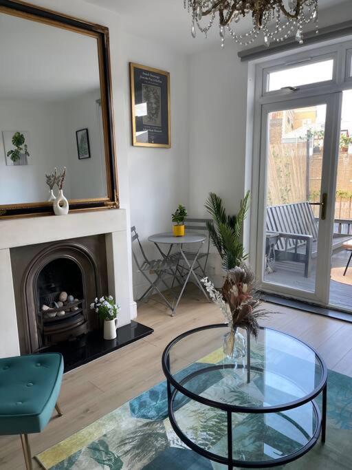 Apartament Beautiful Haven,Tower Bridge Rd Londyn Zewnętrze zdjęcie