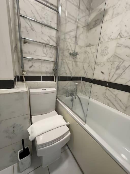 Apartament Beautiful Haven,Tower Bridge Rd Londyn Zewnętrze zdjęcie