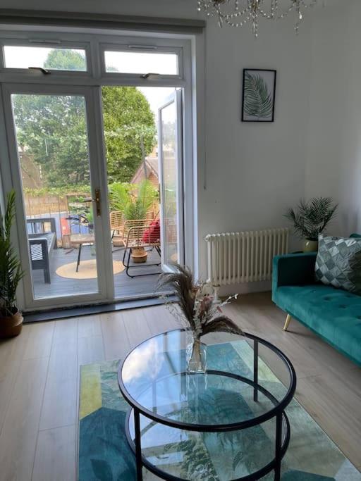 Apartament Beautiful Haven,Tower Bridge Rd Londyn Zewnętrze zdjęcie